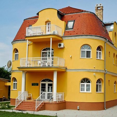 Kastely Panzio Ii. Hotel Hajdúszoboszló Exterior foto