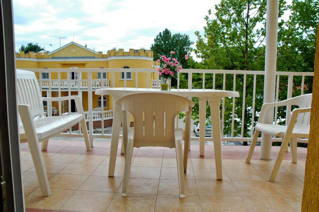 Kastely Panzio Ii. Hotel Hajdúszoboszló Habitación foto