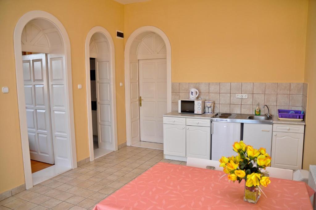 Kastely Panzio Ii. Hotel Hajdúszoboszló Habitación foto